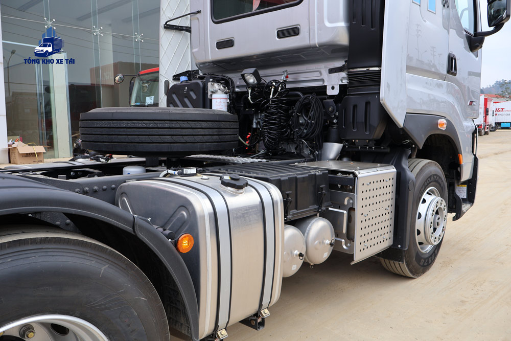 XE ĐẦU KÉO CHENGLONG H7 PRO 450HP [CẦU LÁP]